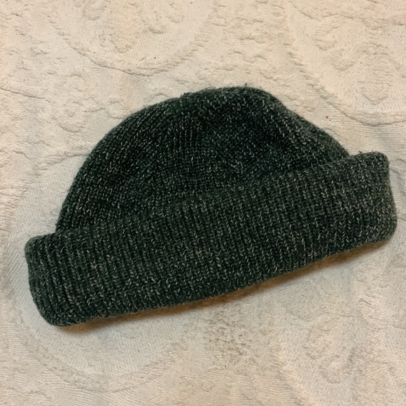 Roots lil green beanie - Picture 2 of 3